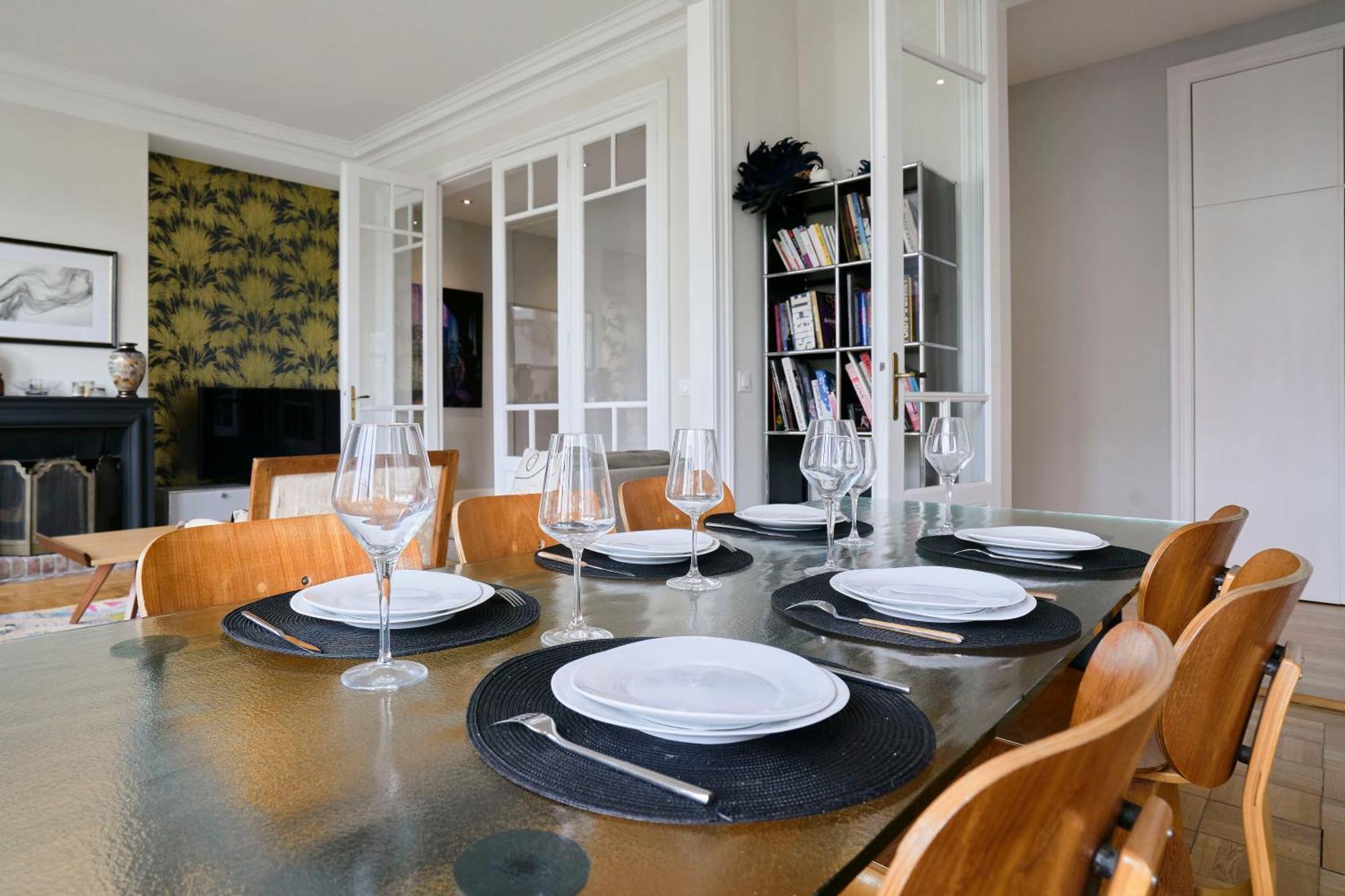 Appartement Luxueux Haussmannien - Lille - Parking Prive à Marcq-en-Barœul Extérieur photo